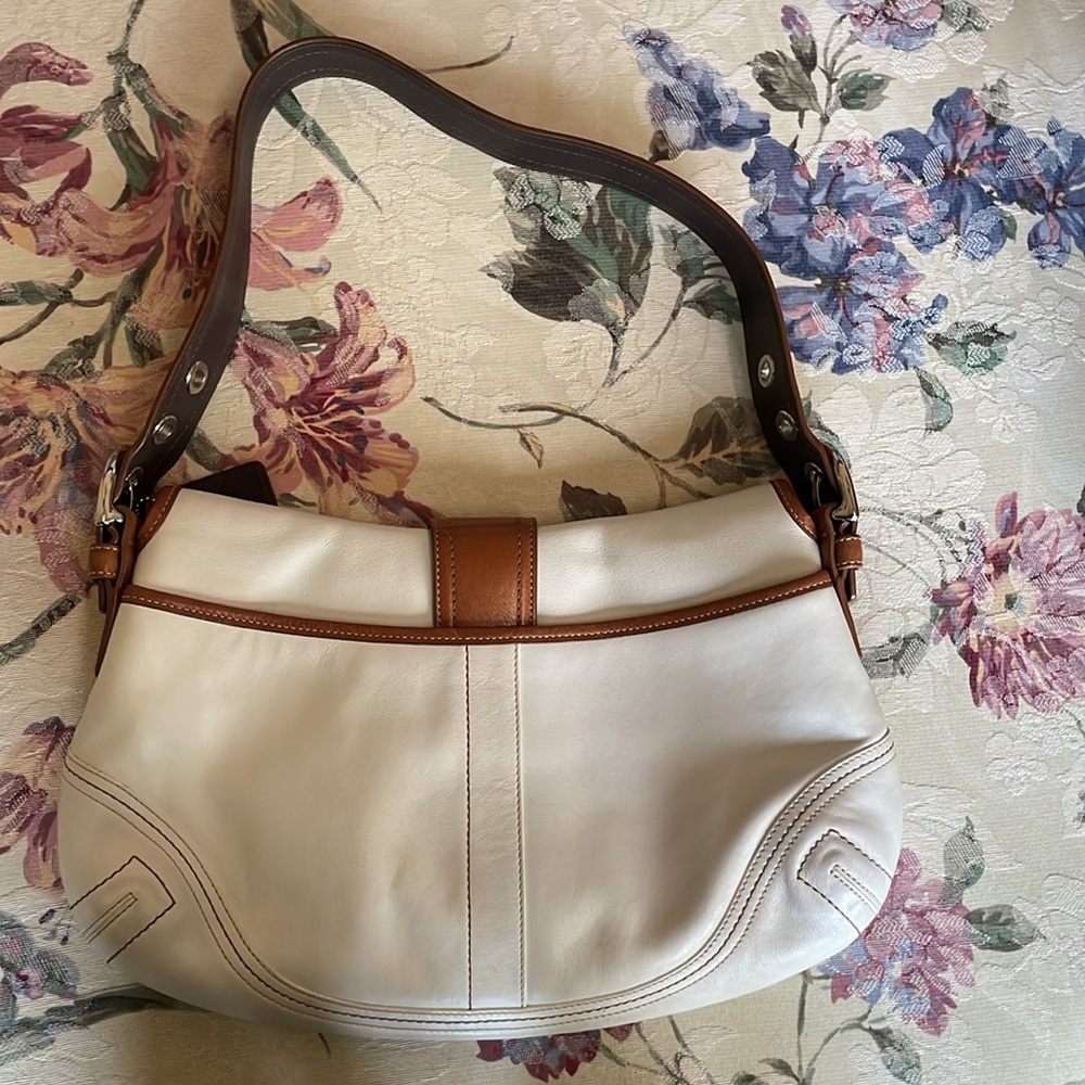 Coach leather shoulder bag - Picture 5 of 10